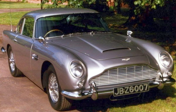 Aston Martin DB5 James Bond 007