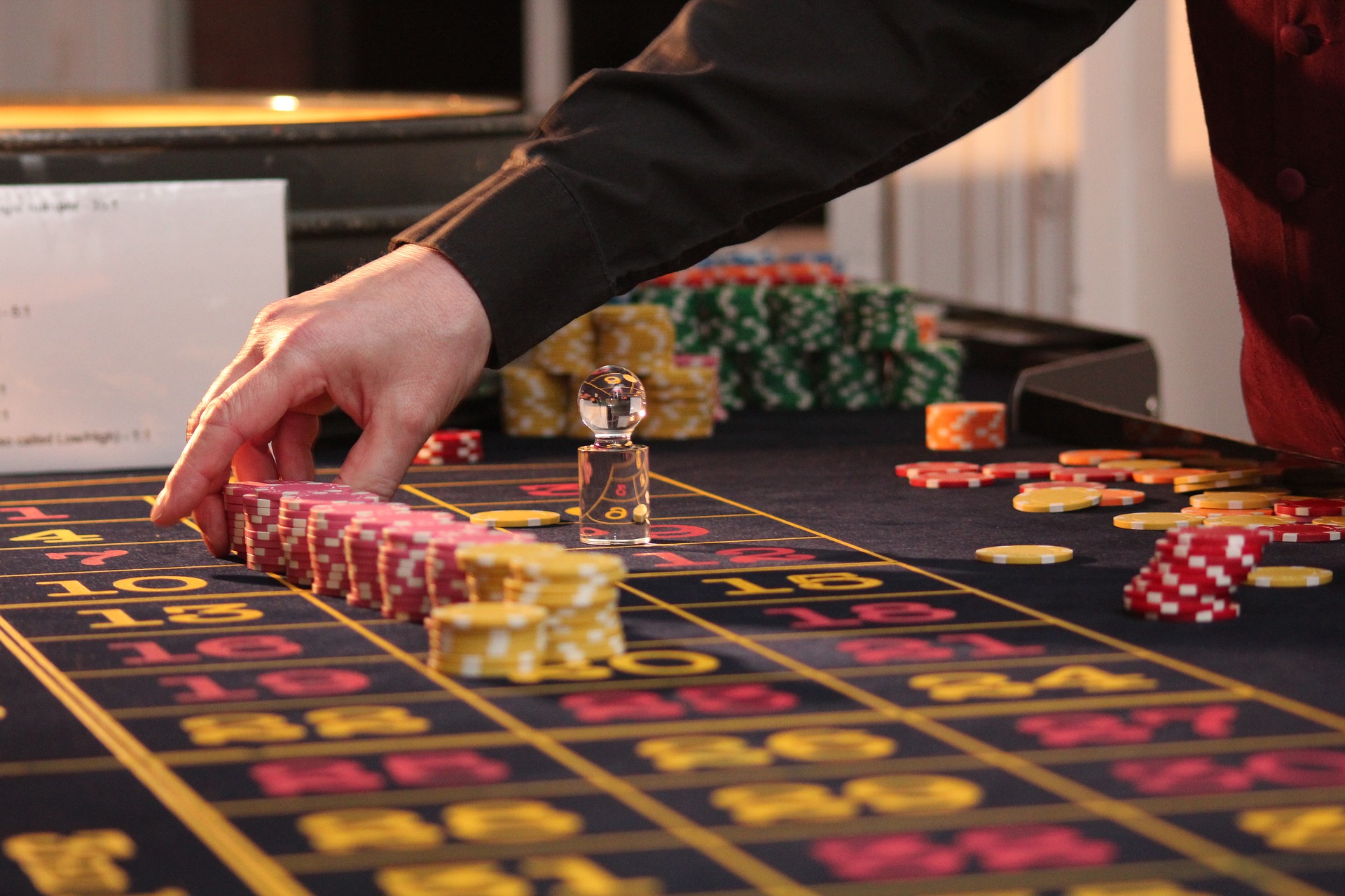 The Technology Behind Live Dealer Casino Games