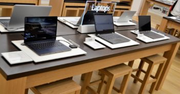 Learning from the Microsoft Store Failure Microsoft Store retail Surface Apple Store