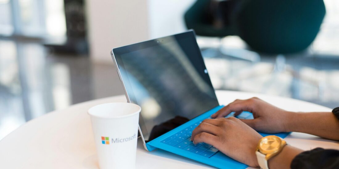 CrowdStrike Falcon Microsoft Marketplace Azure https://www.pexels.com/photo/person-browsing-on-black-and-blue-laptop-computer-1181207/