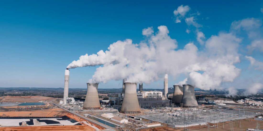 energy design energy intelligence https://www.pexels.com/photo/smoke-from-factory-chimneys-19938251/